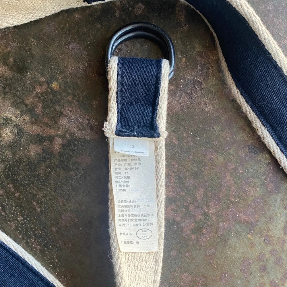 Abercrombie & Fitch Navy & Tan Canvas D-Ring Belt w/Embroidered Moose. Boys 12